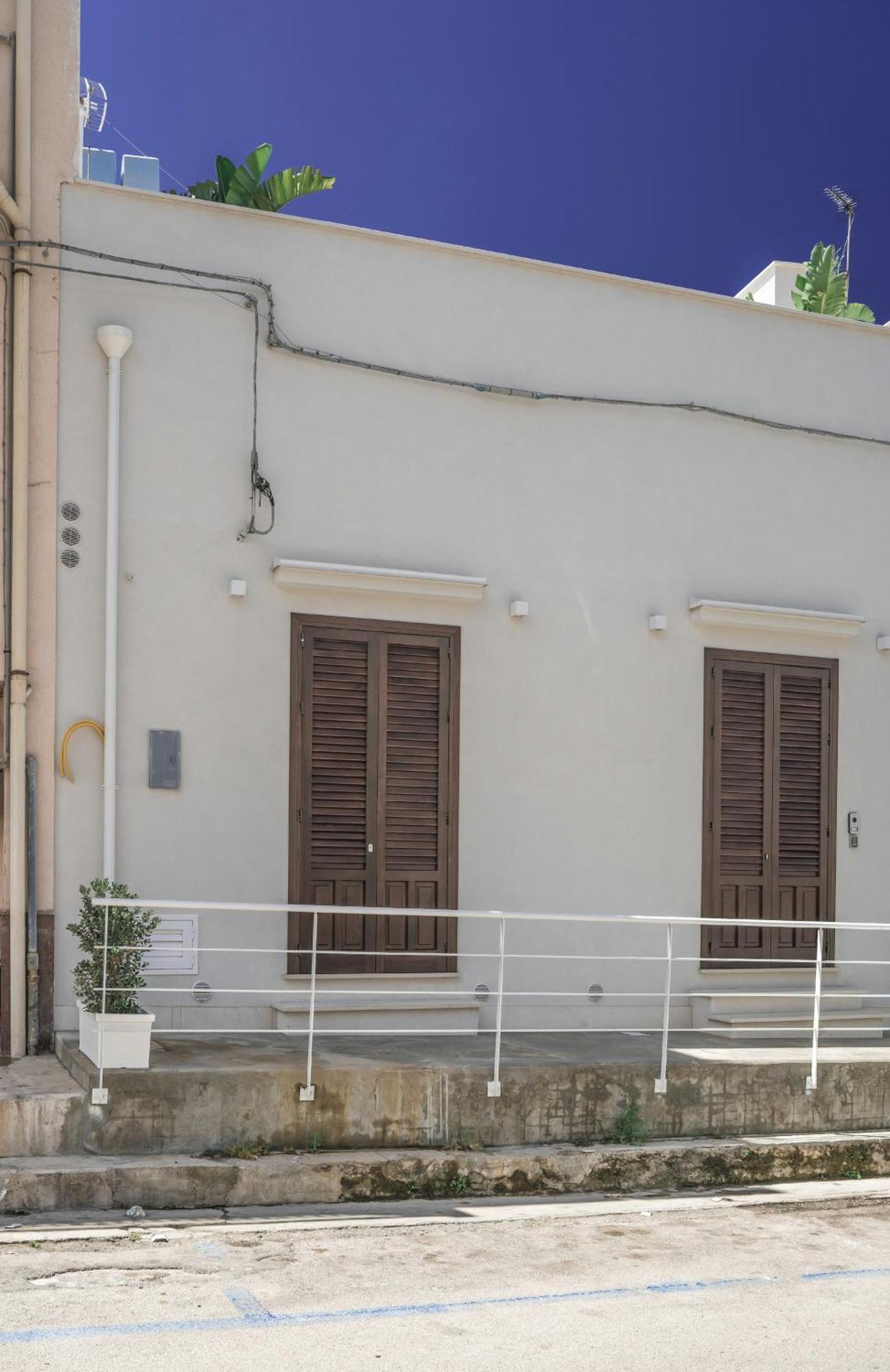 Casa Azzurra Rooms E Apartment Terrasini Eksteriør bilde